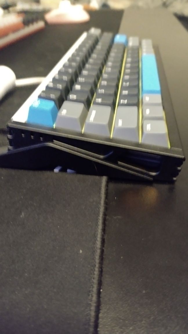 Klawiatura magnetyczna iQunix ez63