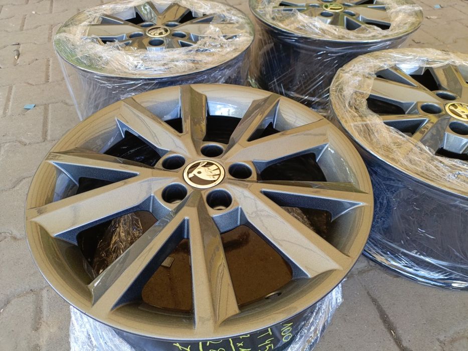 Felgi aluminiowe oryginalne skoda 5x100 et45 7jx16 VW seat