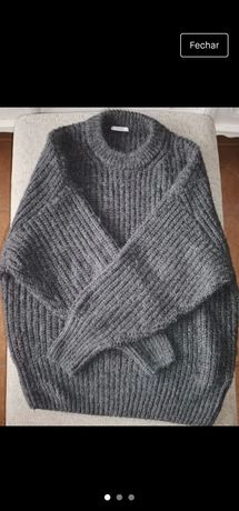 Camisola de lã cinzenta