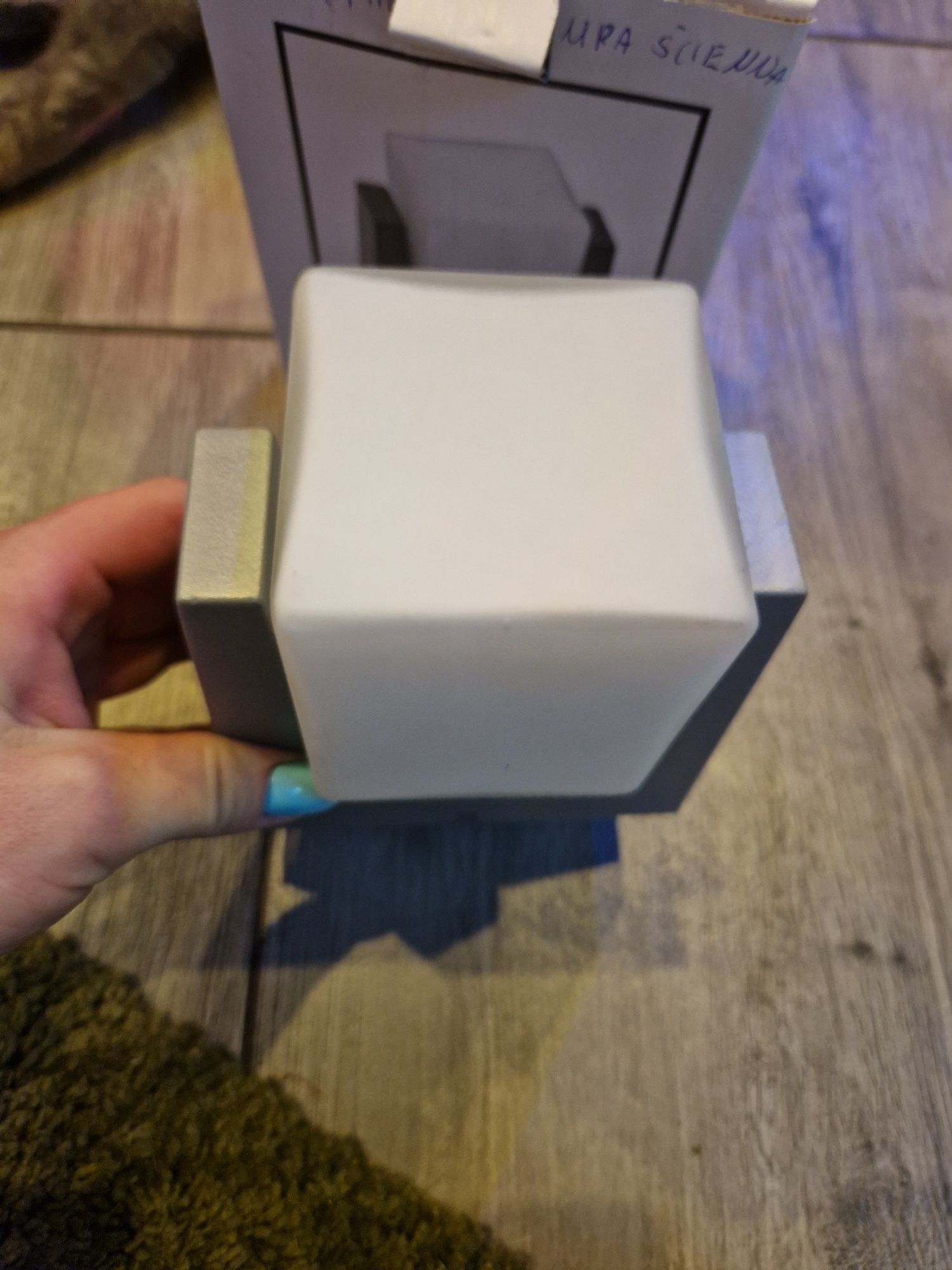 Lampka kinkiet z włącznikiem nowa zewnętrzne
