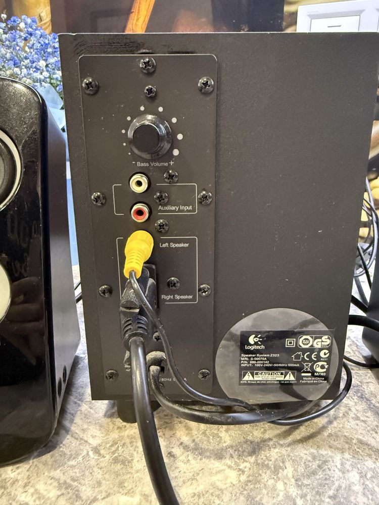 Колонки Logitech Speaker System Z323