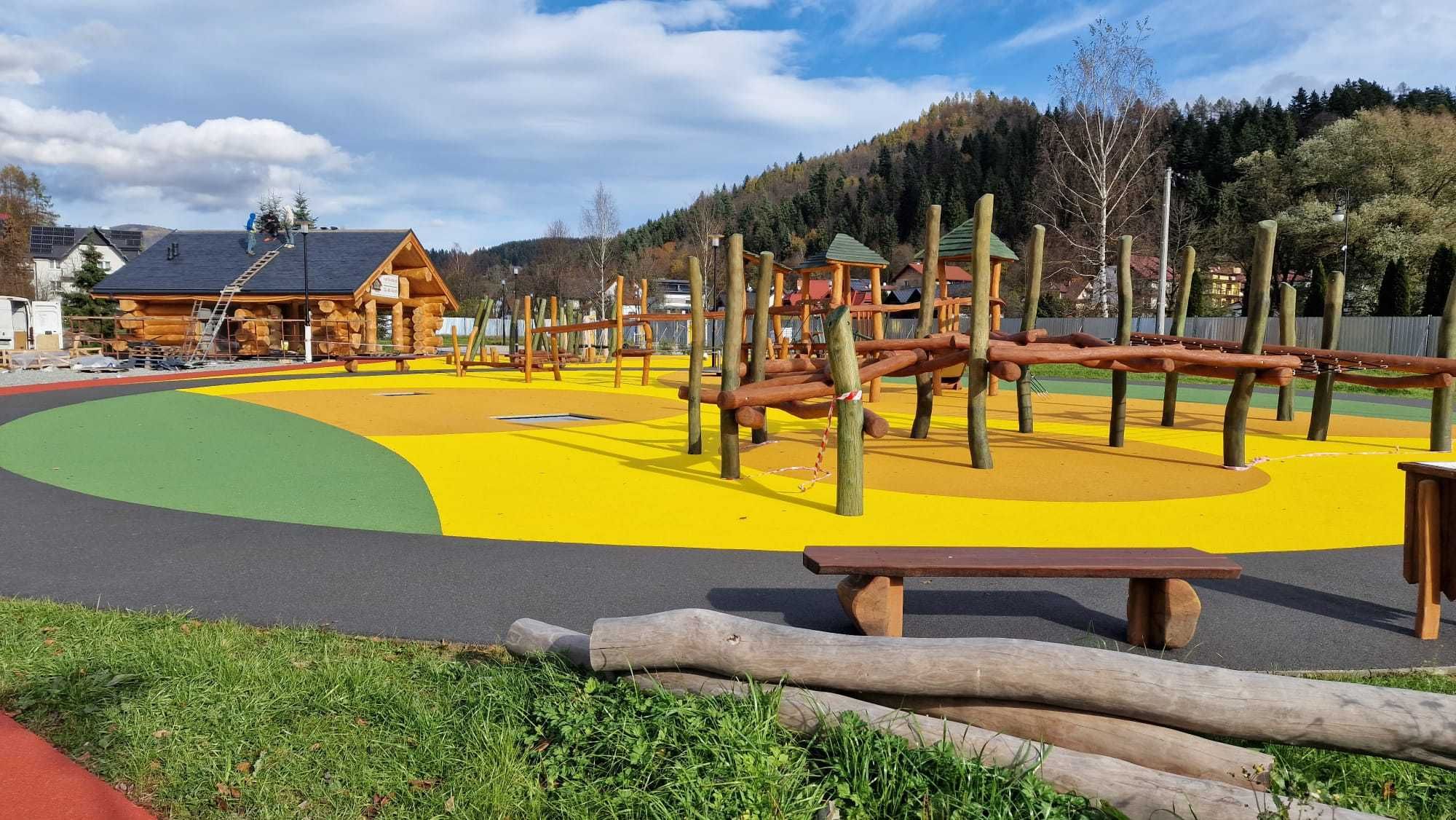 WYKONAWCA wylewane nawierzchnie bezpieczne gumowe in situ EPDM / SBR