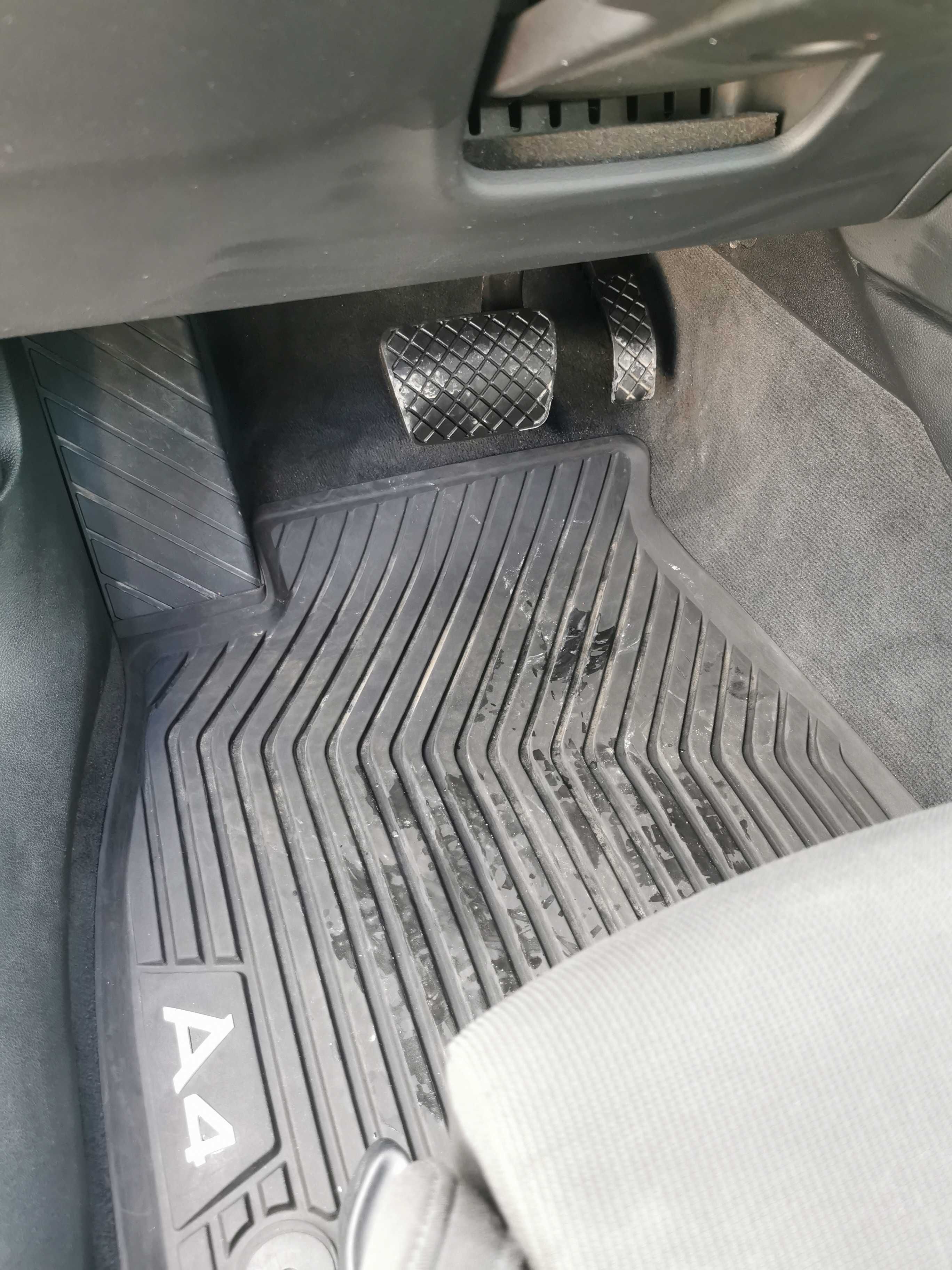 AUDI A4 2019р В9