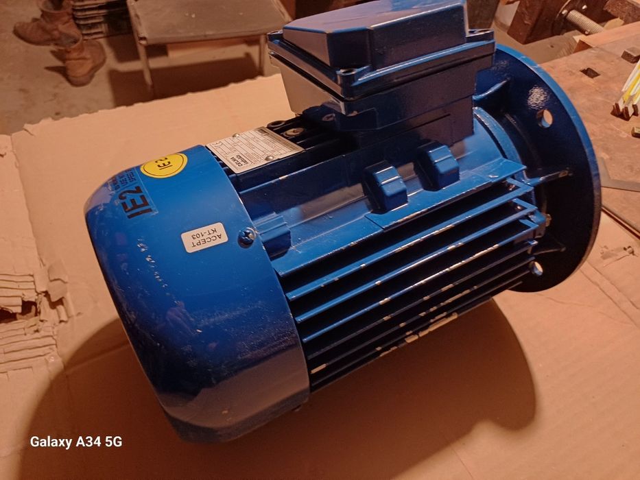 Silnik elektryczny 3fazowy