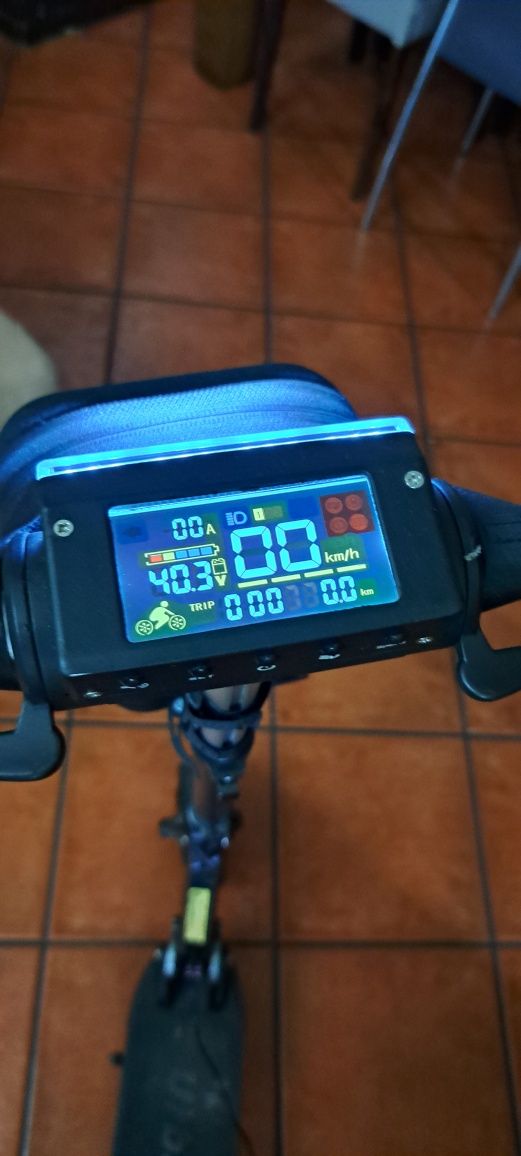 Vendo trotineta urbanglide ride 81 boost