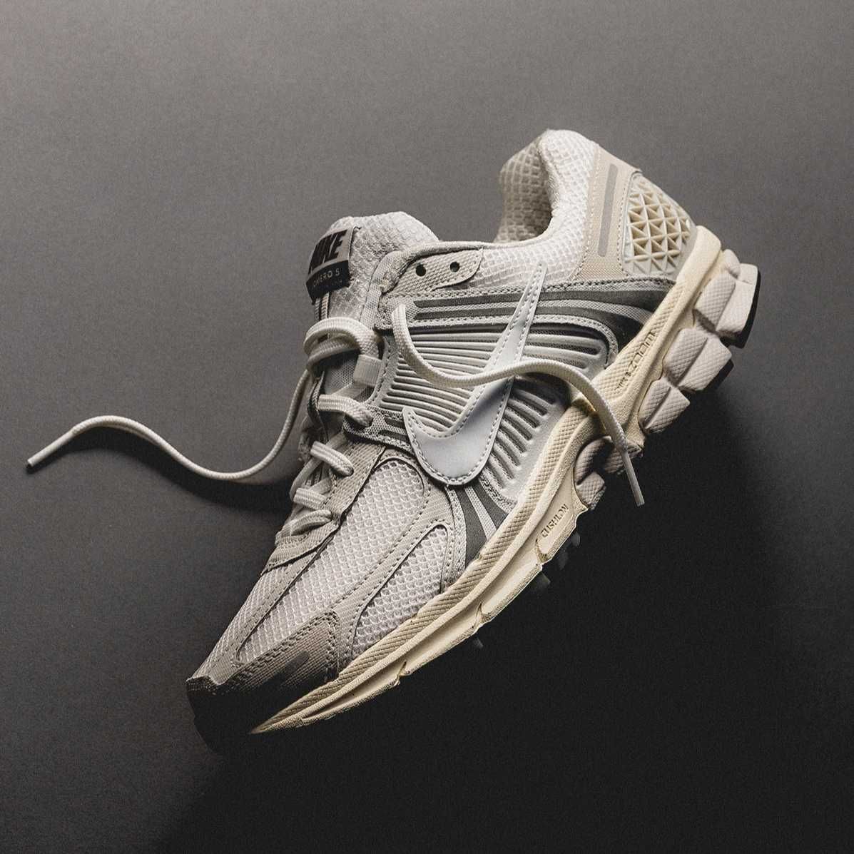 ОРИГІНАЛ Nike Zoom Vomero 5 HF0731-007 кроссовки мужские кросівки Найк