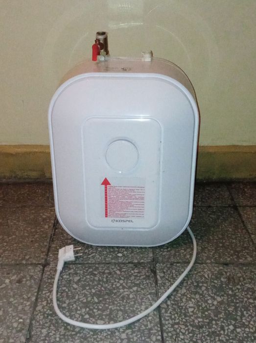 Kospel bojler 10 litrów uszkodzony