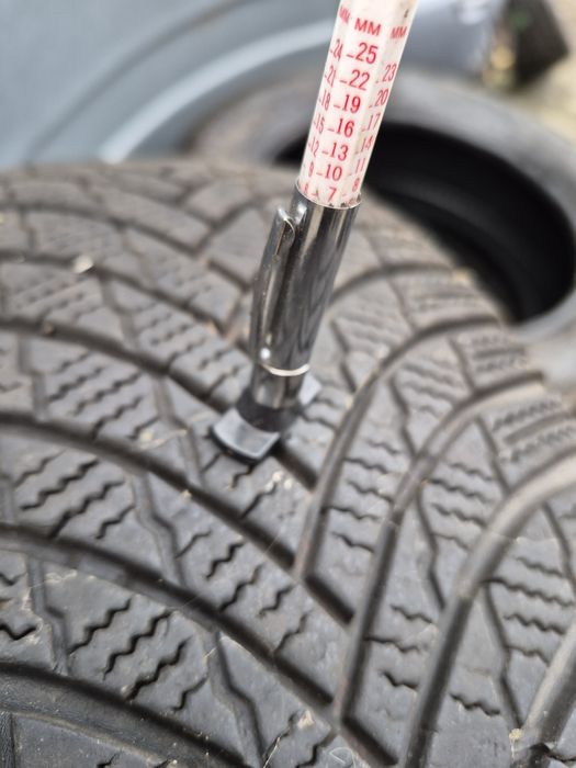 Komplet opon zimowych firestone 205/60 R16