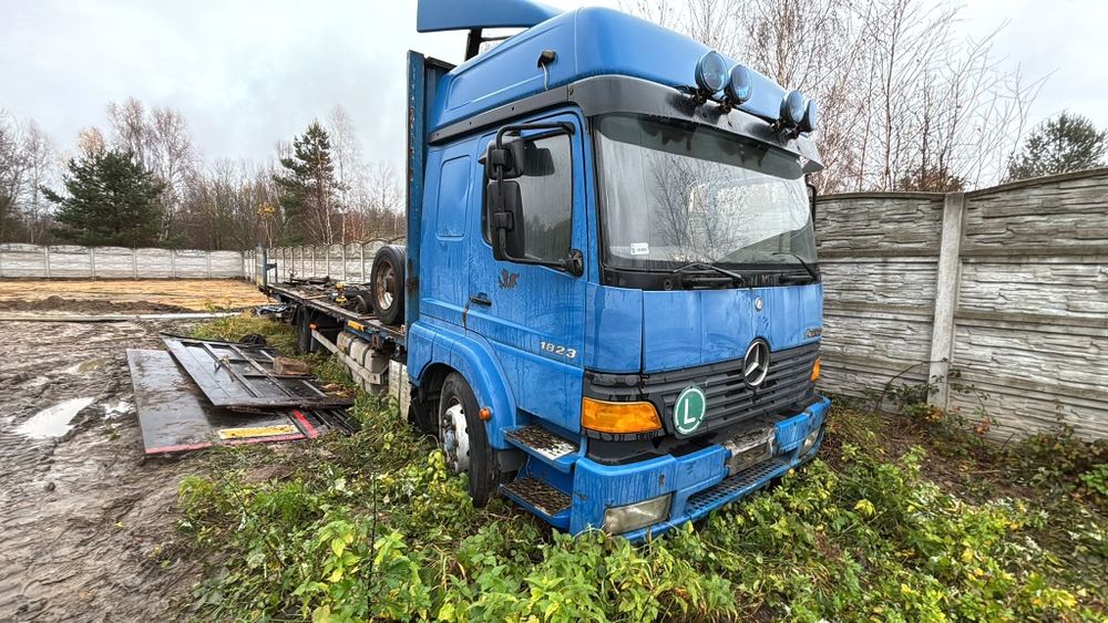 Mercedes-Benz Atego 1823