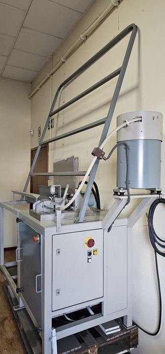 Máquina de emendar aros colchões
