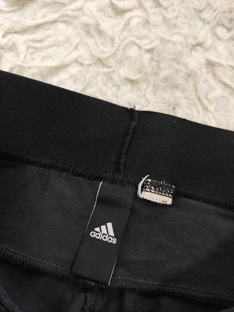 Spodnie dresy Adidas 3 stripes białe paski rozmiar XS czarne