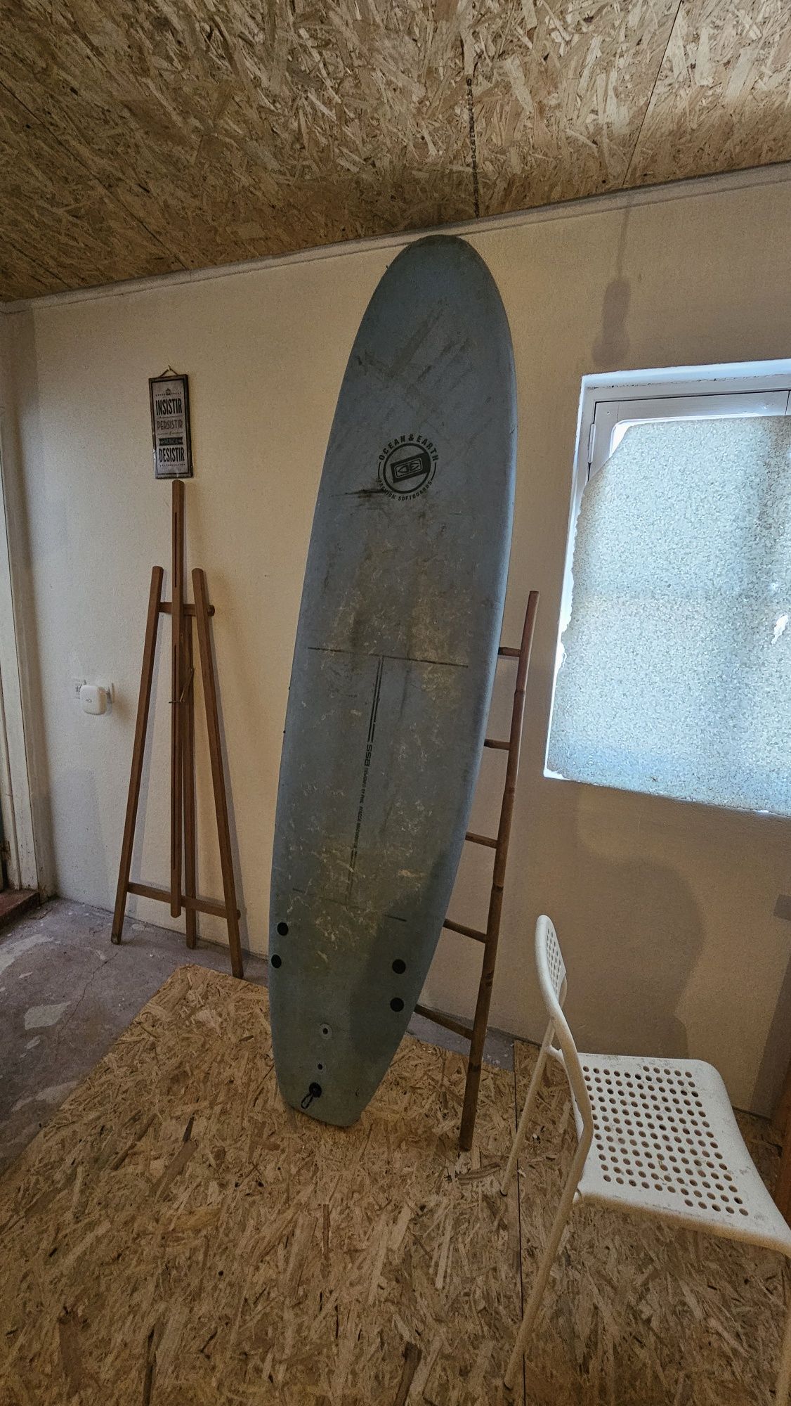 Prancha surf, uma de iniciação  adulto  e outra de criança