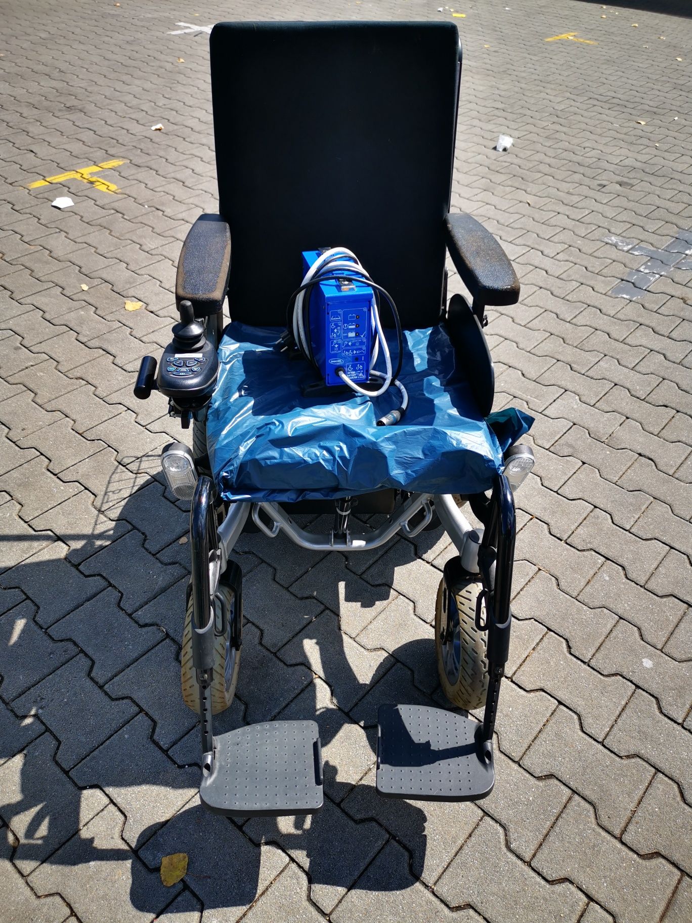 Wózek inwalidzki elektryczwny