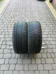 Opony Pirelli Winter Sottozero 3  235/45/18 98V XL ROK 2022  2x7mm