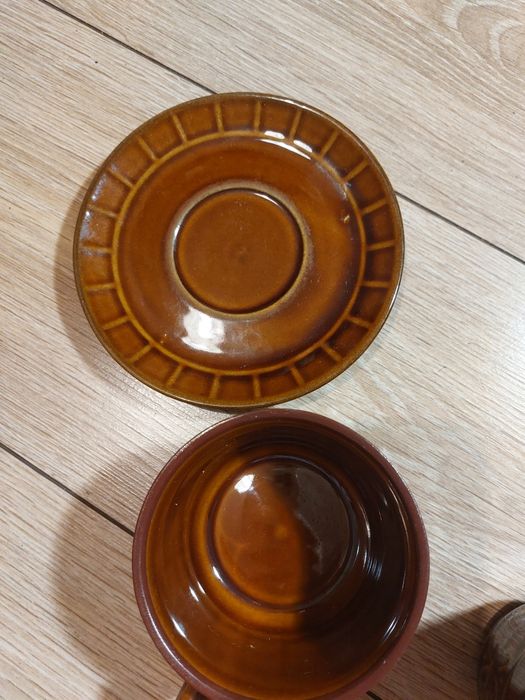 Filiżanka ze spodkiem porcelit pruszków brązowa kratka