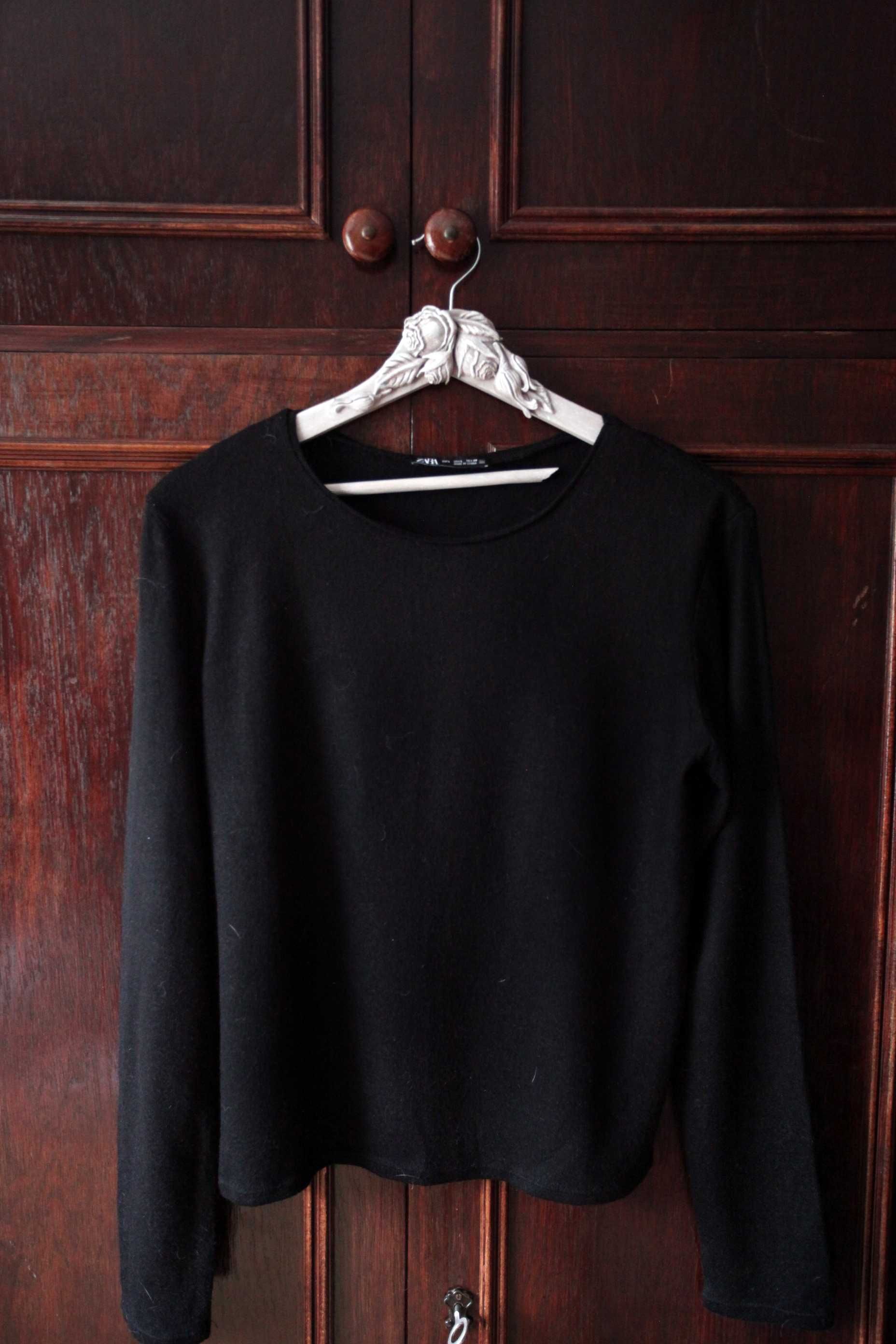 Lekki czarny sweter Zara w rozmiarze L. Pasuje na M.