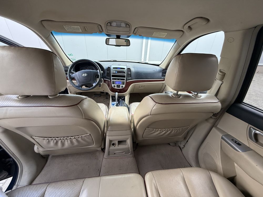 Hyundai Santa FE 2.2 Дизель - Автомат Красивая кожа