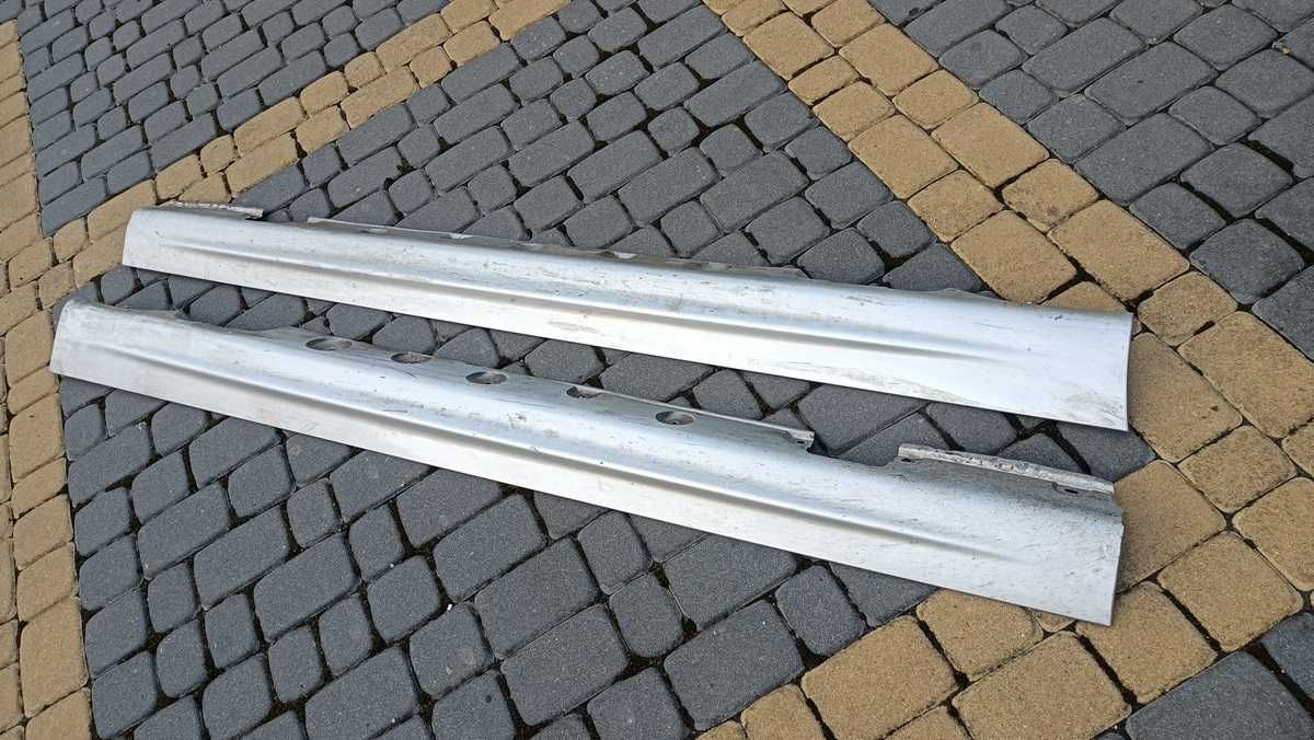 Nakładki na Progi BMW E46 Sedan Kombi kolor Titan-silber