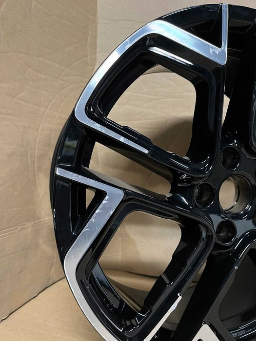 Felga VW York 8Jx19 ET45 2GV601025H / J / N 5x112