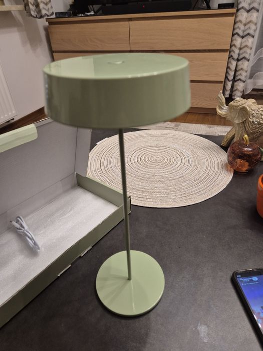 Lampka stołowa bezprzewodowa Palmina