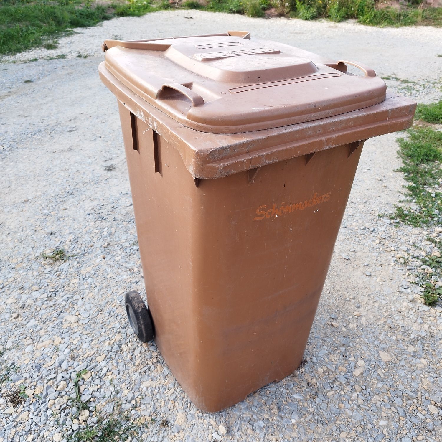 Pojemnik na odpady kosz kontener 240l brązowy