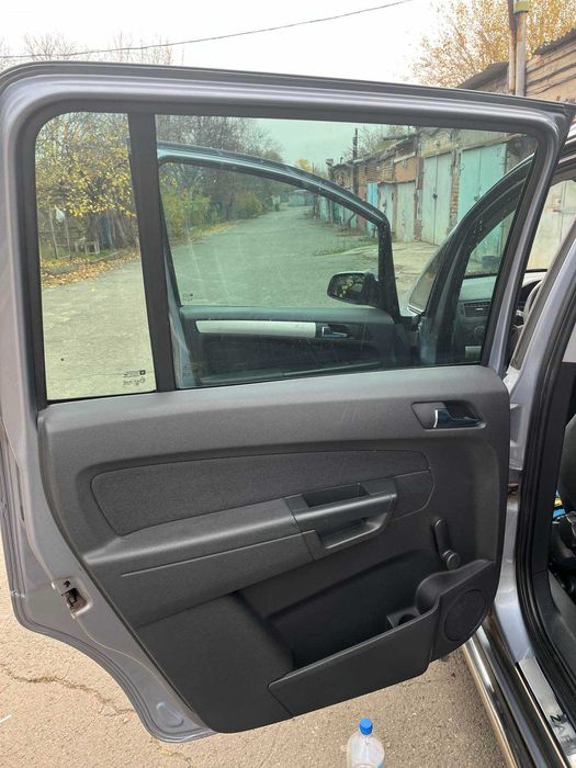 Opel  Zafira B 2008 р