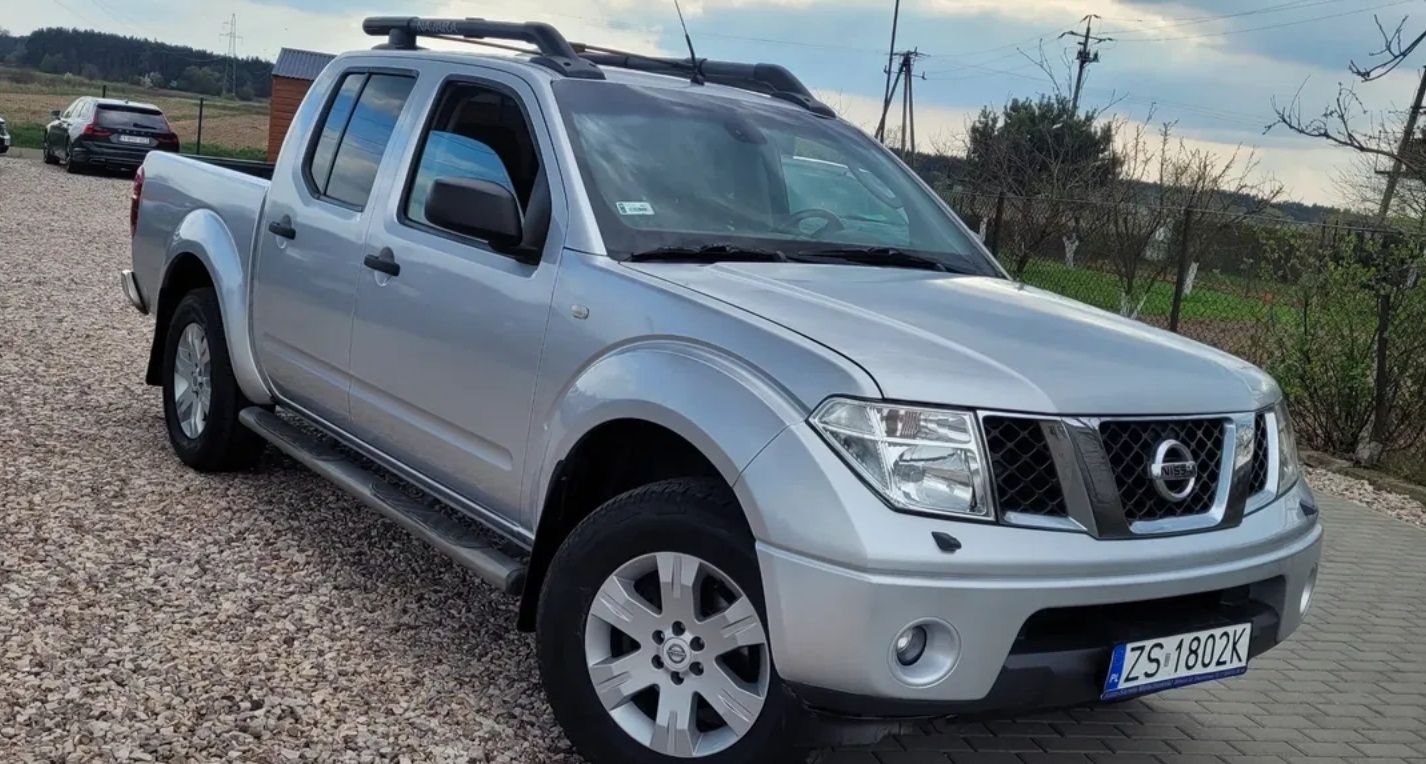 Nissan Navara 2.5 D LE