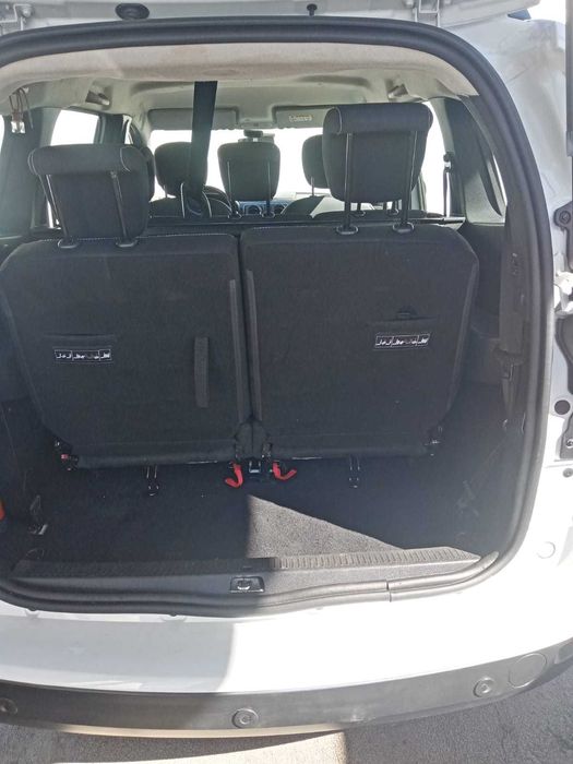 Dacia Lodgy 1.5 dCi Stepway 7L Branco