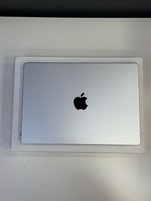 Б/у MacBook Pro 14’ M3 16/1Tb Silver | Повний комплект
