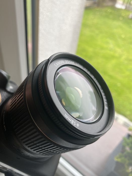 Lustrzanka Canon eos 1200d