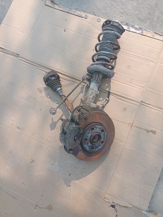 Vw  Polo 9n FL 1.2 mcpherson półoś zwrotnica lewy amortyzator przód