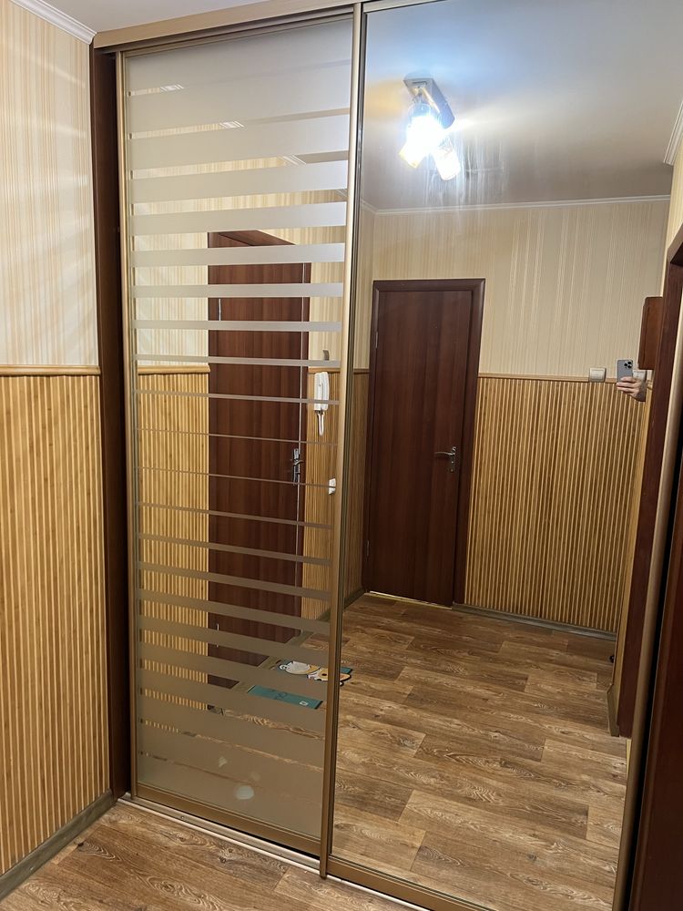 Лозовая Продам однокомнатную квартиру в центре города