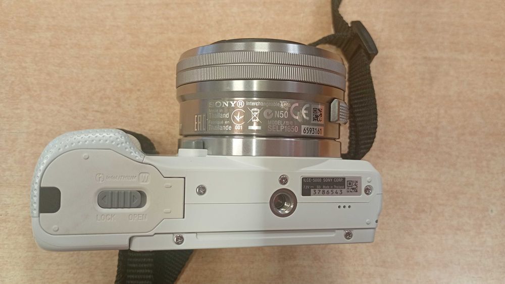 Aparat cyfrowy Sony A5000 +obiektyw SELP 1650 -Komis MADEJ Dębica