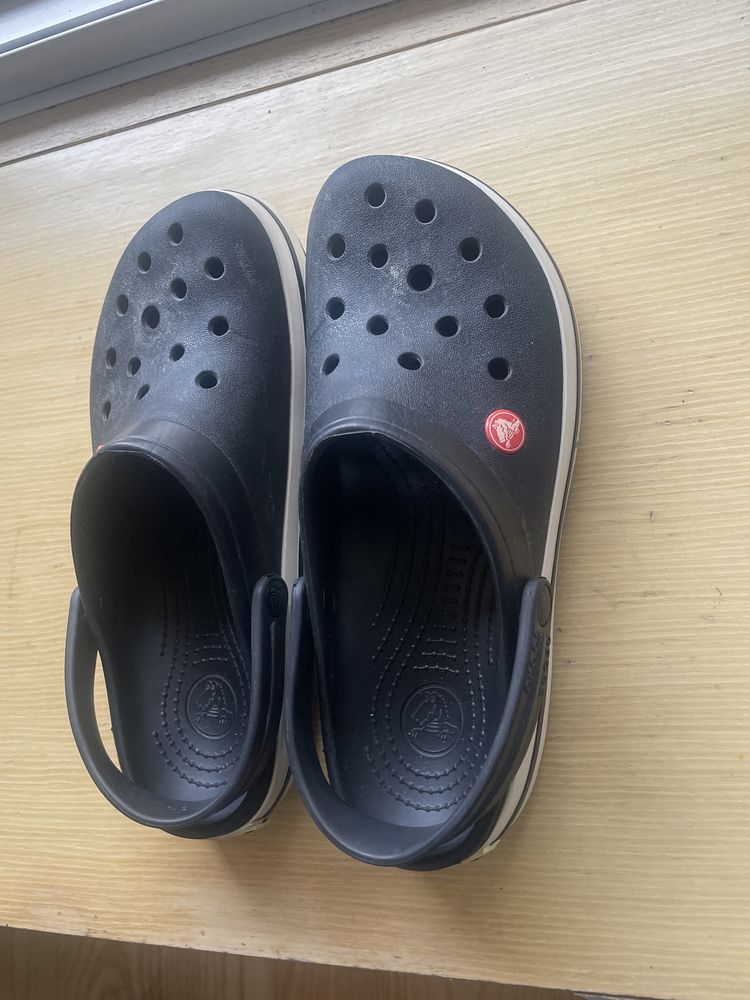 Crocksy czarne rozmiar 40