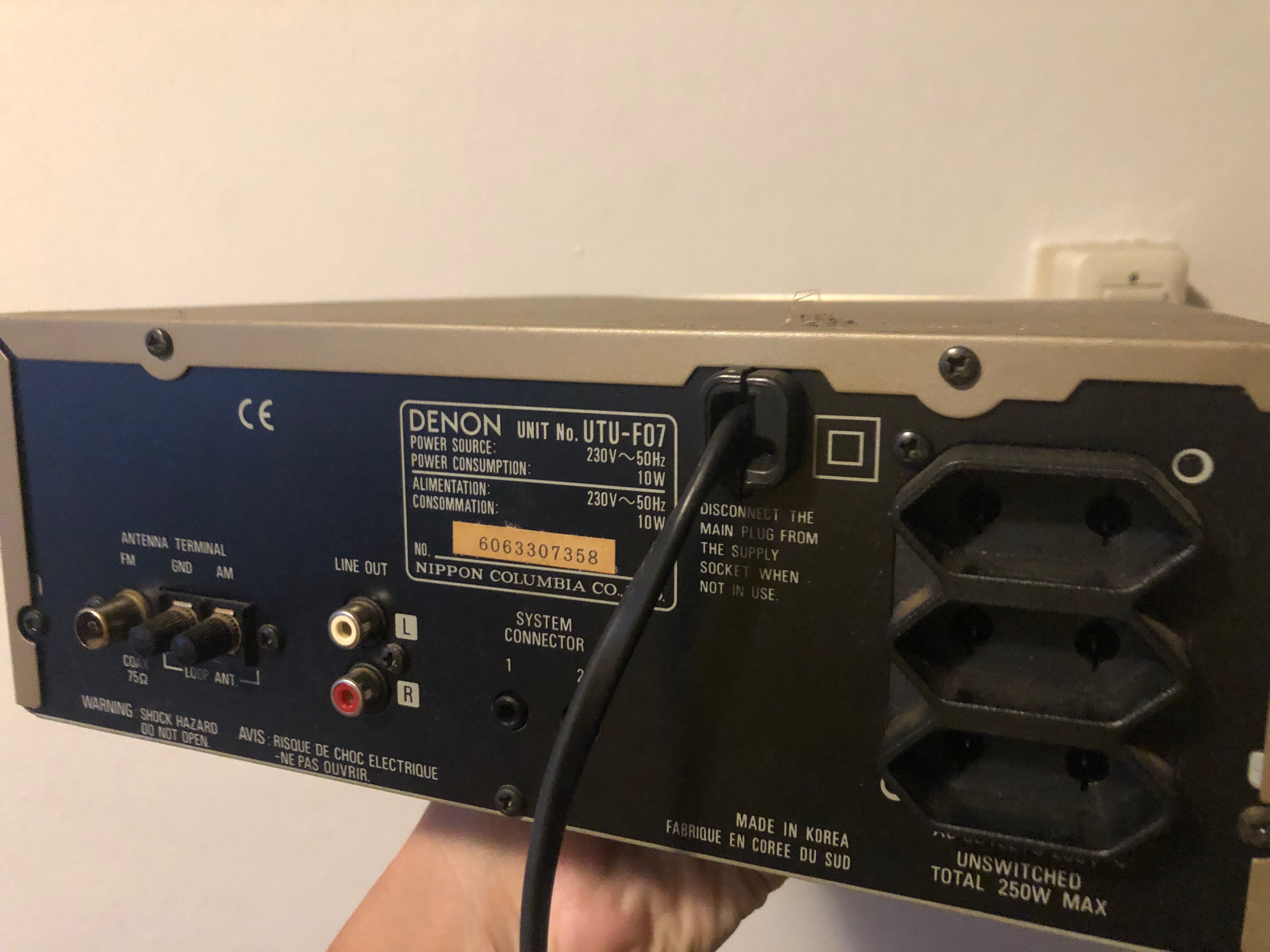 Tuner DENON utu-f07