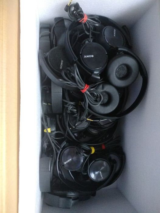 Навушники Sony б/в оригінальні