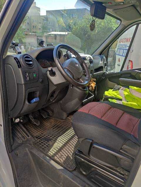 Sprzedam lawetę Renault master 3