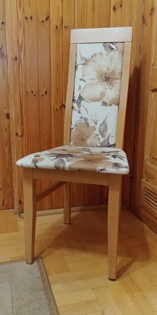 Drewniane krzesło z pokrowcem gratis!