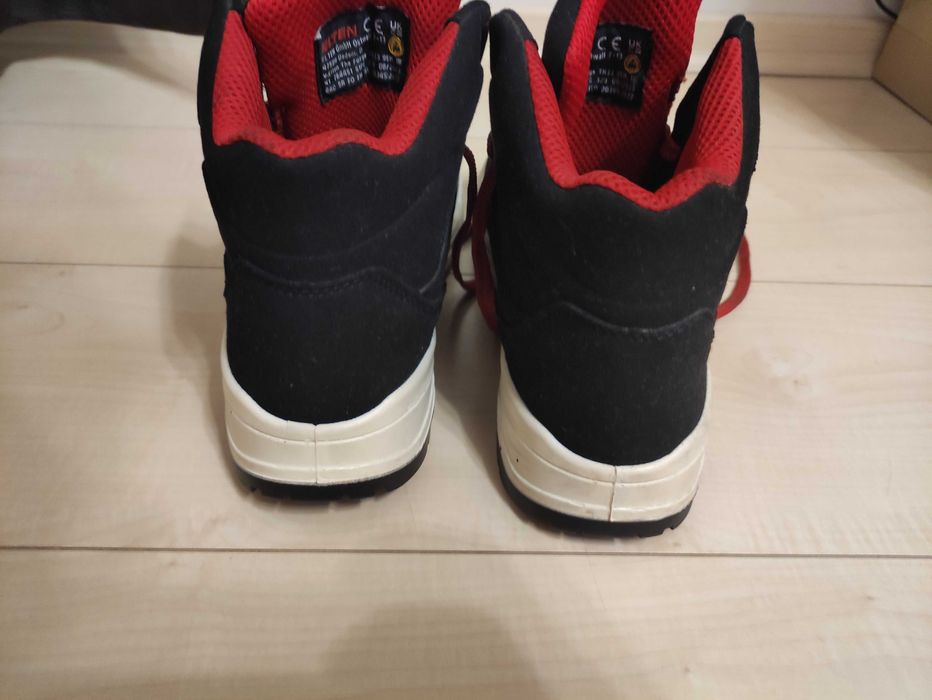 Męskie bezpieczne buty robocze Elten Lakers Black Mid r. 41 26,5 new