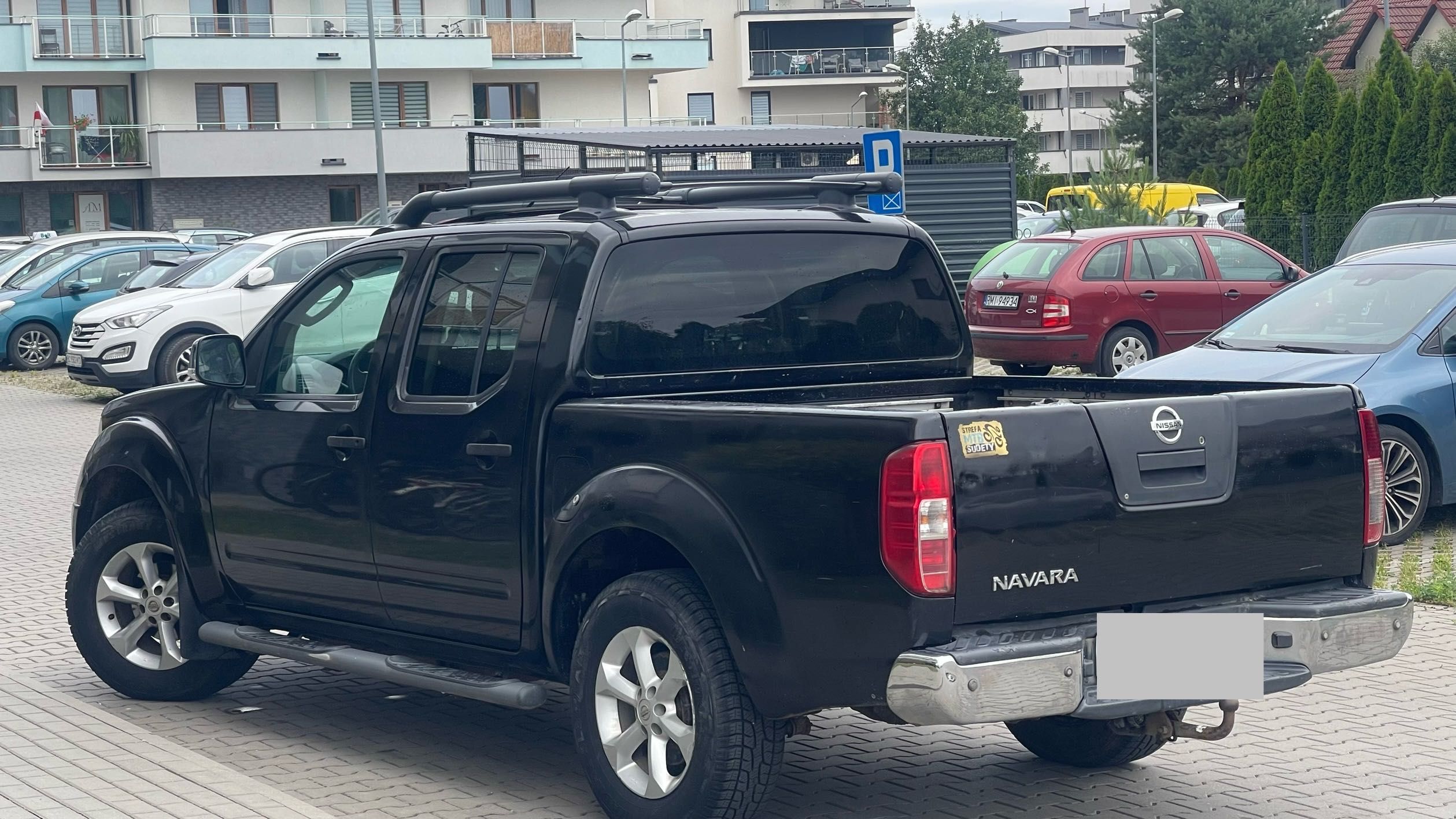 Продам Nissan Navara D40 2.5 дизель 4х4