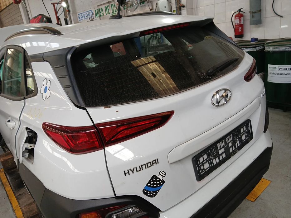 Porta / tampa da mala HYUNDAI Kauai (OS)