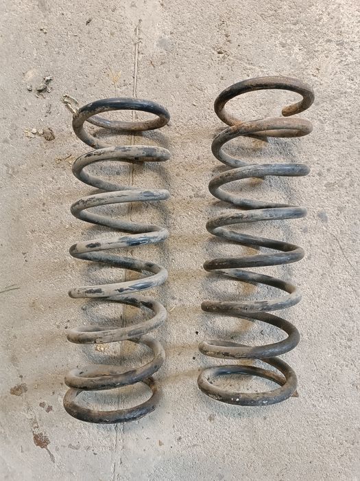 Sprężyny tył Jaguar x-type kombi