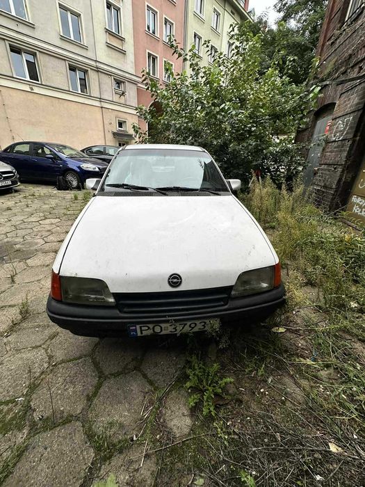 Opel Kadett 1.4 1991r