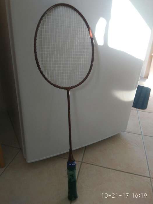 Raquete badminton marca victor modelo superior com mala raquetes