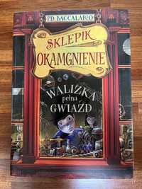 Sklepik Okamgnienie - Walizka Pełna Gwiazd - P. D. Baccalario