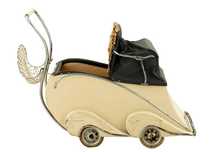Carrinho de Bebé Vintage em Madeira Lacada – Anos 60/70