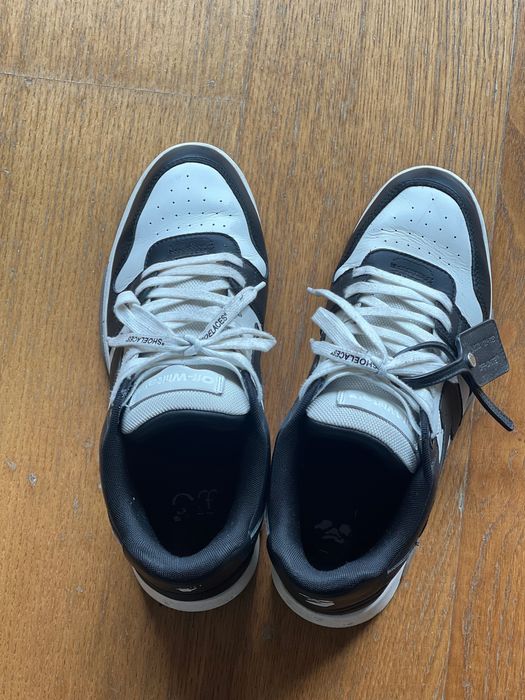 Off white preto e branco