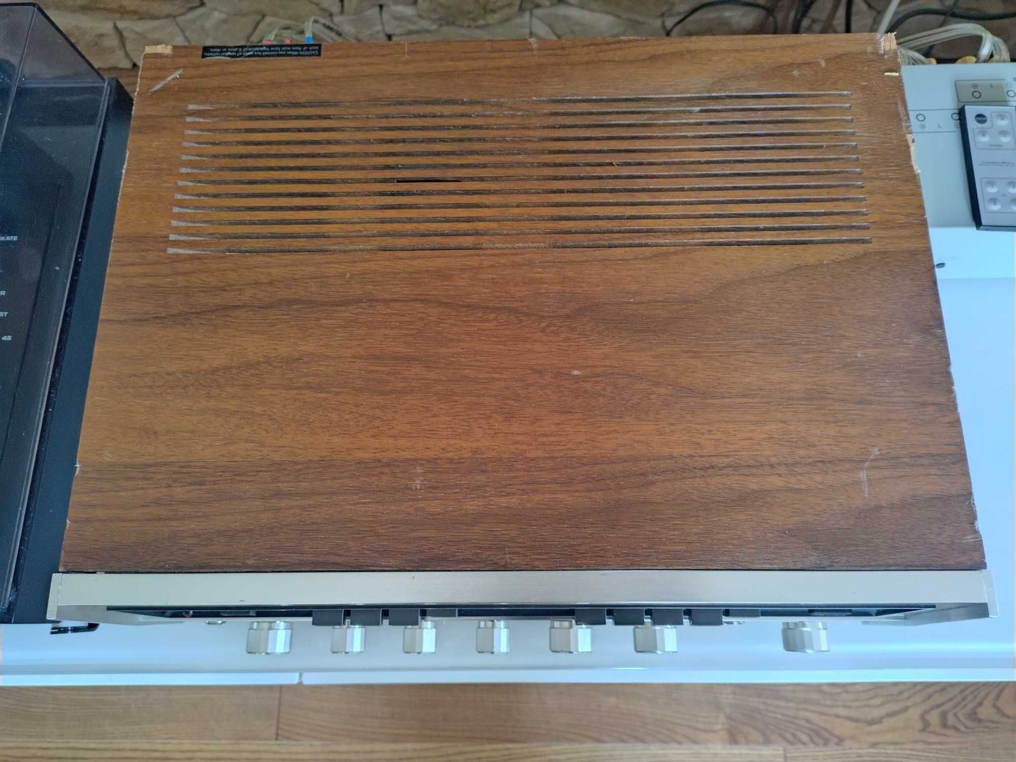 Wzmacniacz amplituner Sansui Six