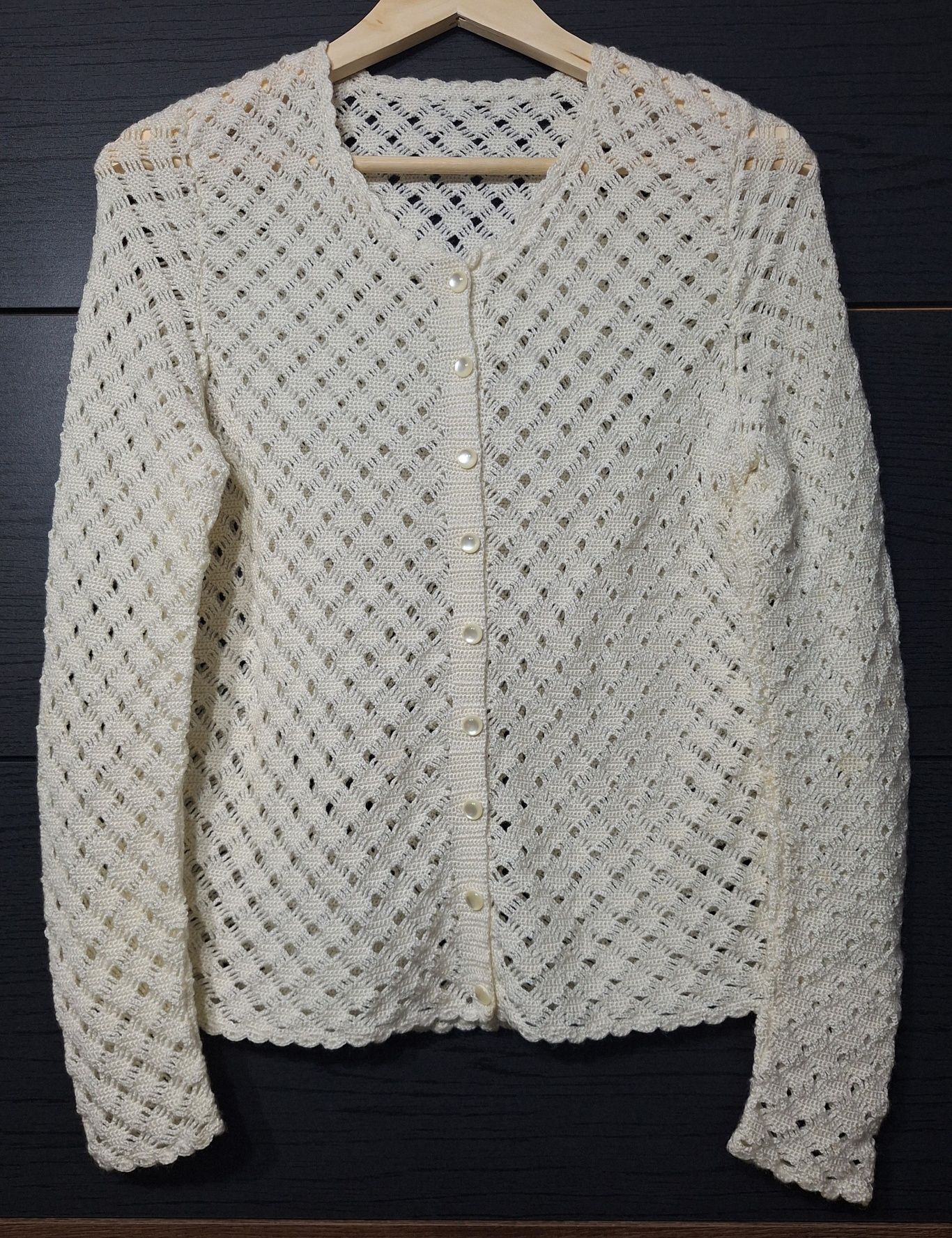 Sweter hand made na szydełku, nowy, ażurowy, ecrue rozm. S/M
