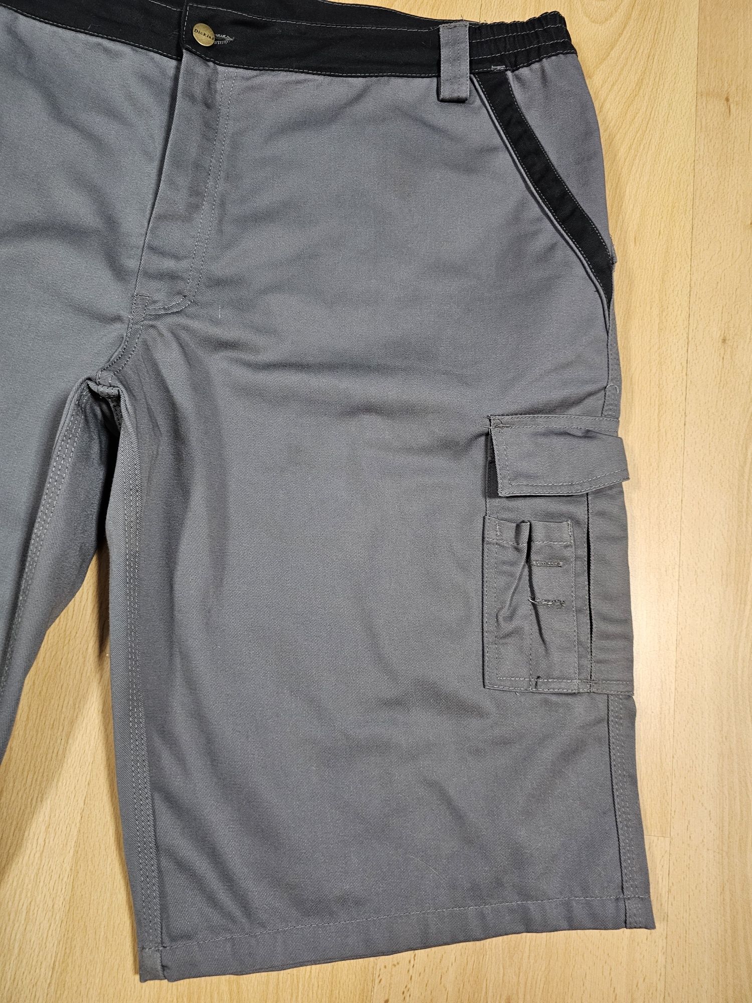 Krótkie spodenki DICKIES roz. 64 - 3XL szorty